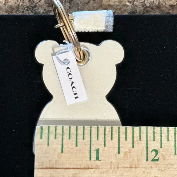 NWT Coach CF156 Bear Charm for Handbags Smooth Leather Creamy White - Picture 8 of 8